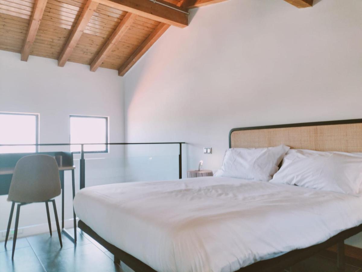Apartamentos Walden By Gaiarooms Morille ภายนอก รูปภาพ