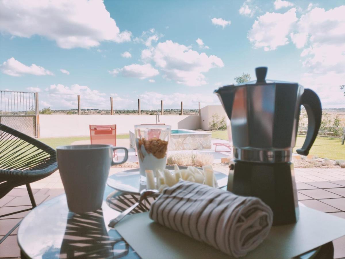 Apartamentos Walden By Gaiarooms Morille ภายนอก รูปภาพ